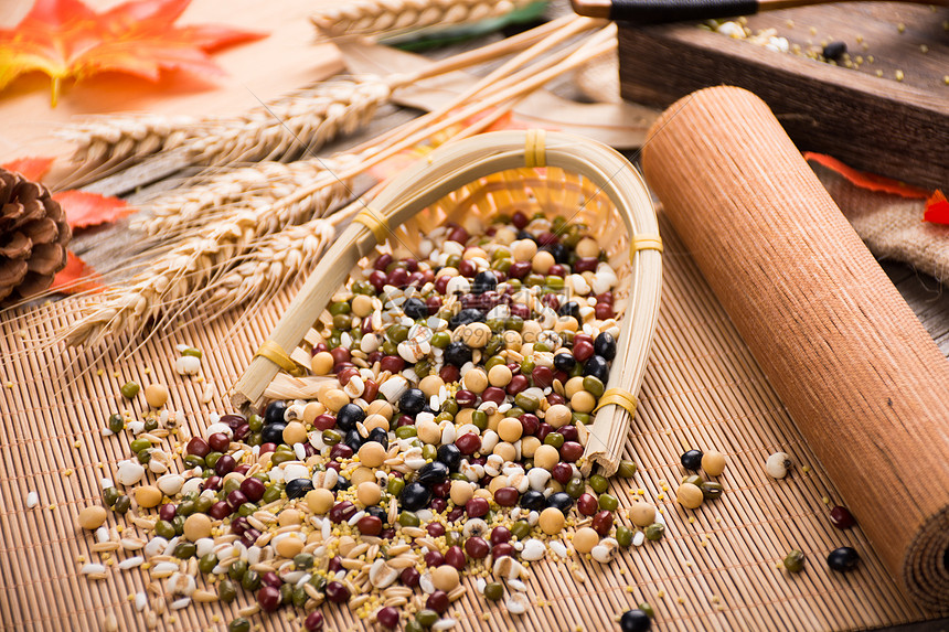 全国档案查询利用服务平台移动端APP上线