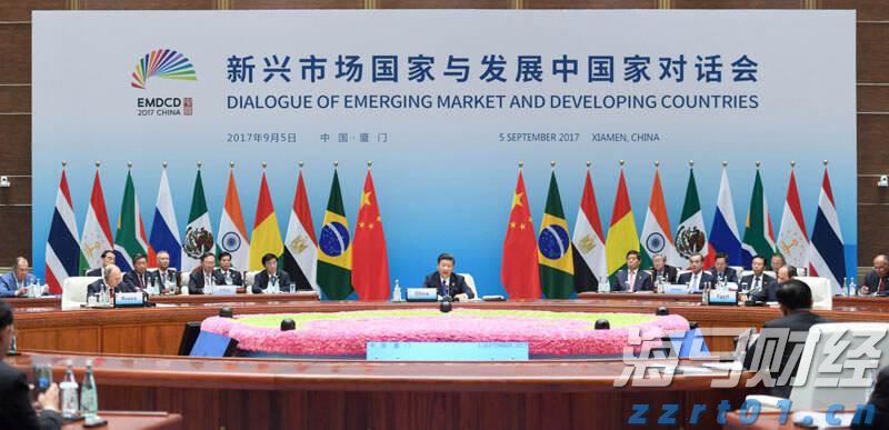 社保基金最新持仓动态：银行股仍被青睐，独特重仓股分析